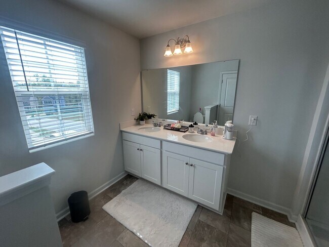 Building Photo - 2769 Prince Charles Ct