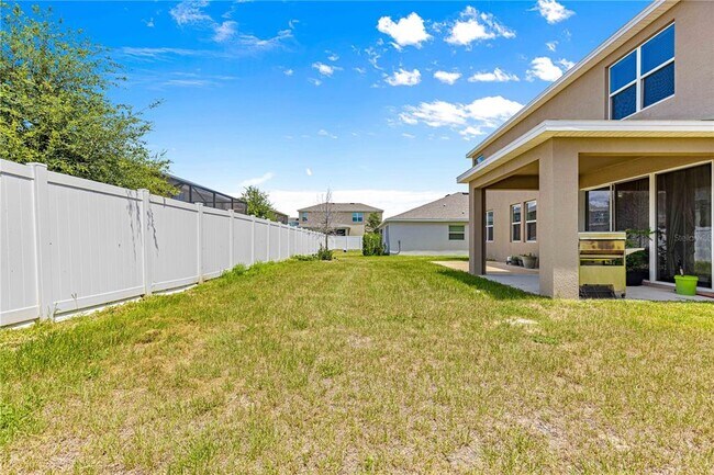 Building Photo - 8142 SW 59th Ave