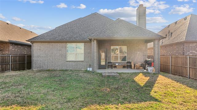 Building Photo - 3800 Carmel Hills Dr