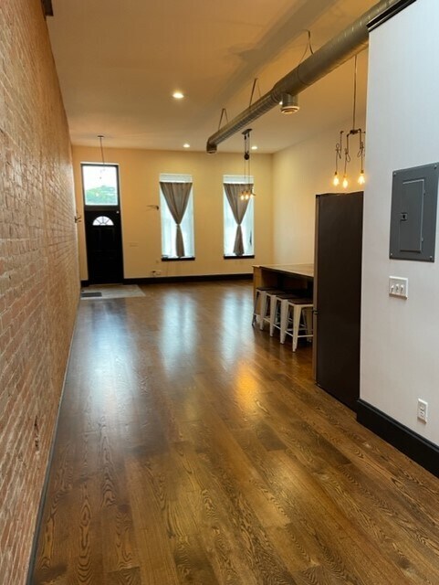 Hallway towards entrance - 307 N Riverfront Dr