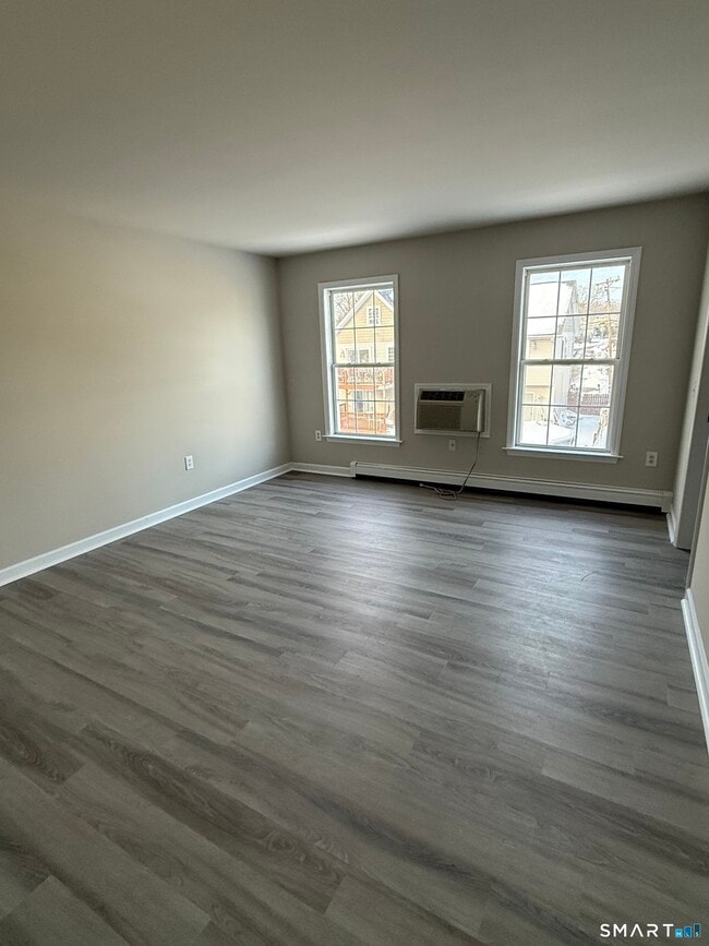 Building Photo - 40 Marlin Dr