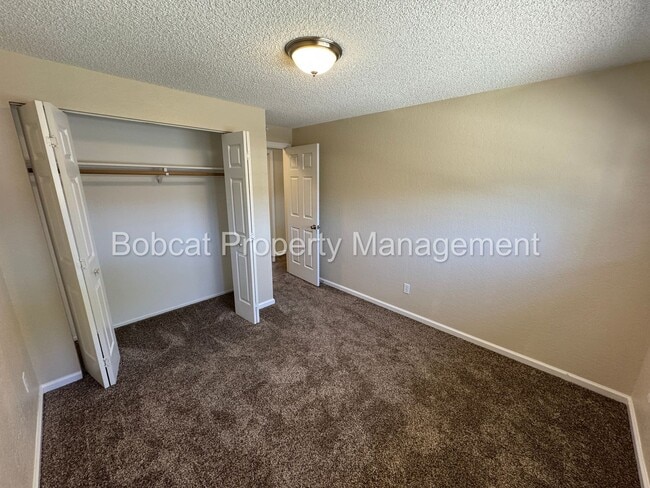 Building Photo - 3 Bed, 2 Bath, Home Located in Gardnerville