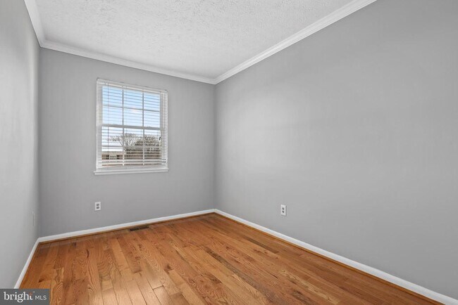 Building Photo - 2828 Beckon Dr