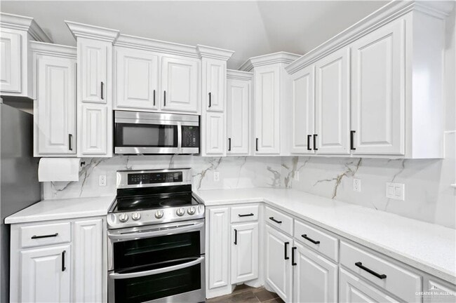 Building Photo - 26 Water Willow Dr