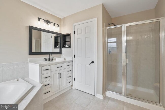 Building Photo - 401 Yorkshire Ridge Ct