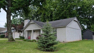 Building Photo - 3065 N Quail Creek Dr