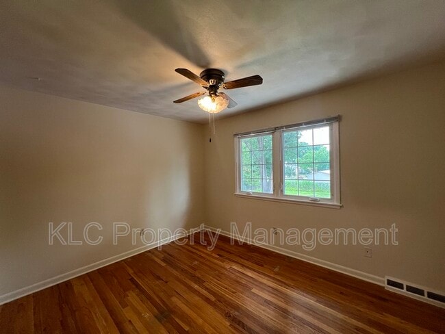 Building Photo - 1691 NW 85th St