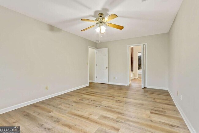 Building Photo - 4365 Burnleigh Chase NE