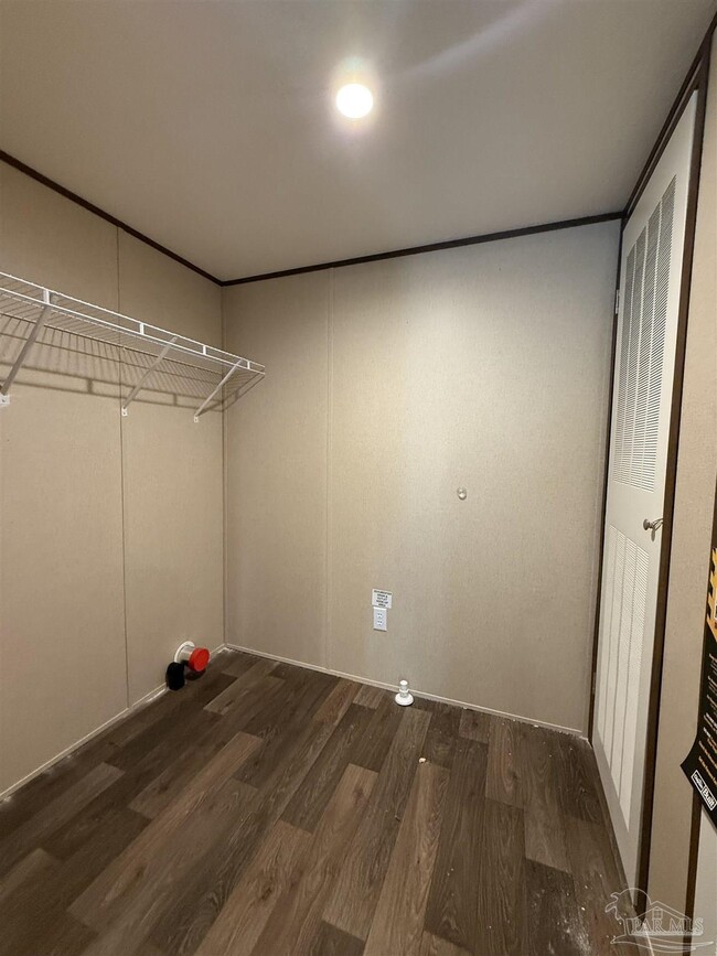 Building Photo - 4454 Custer Ln