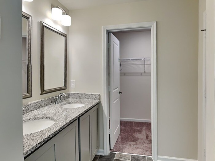Building Photo - 305 Flushing Bay Ct