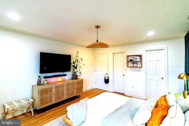Building Photo - 14932 Alpine Bay Loop