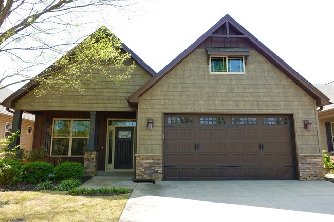 Primary Photo - 210 Windthistle Dr