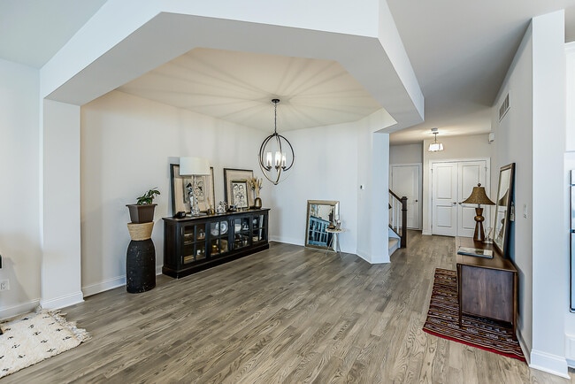 Building Photo - 3075 N Spurway Dr