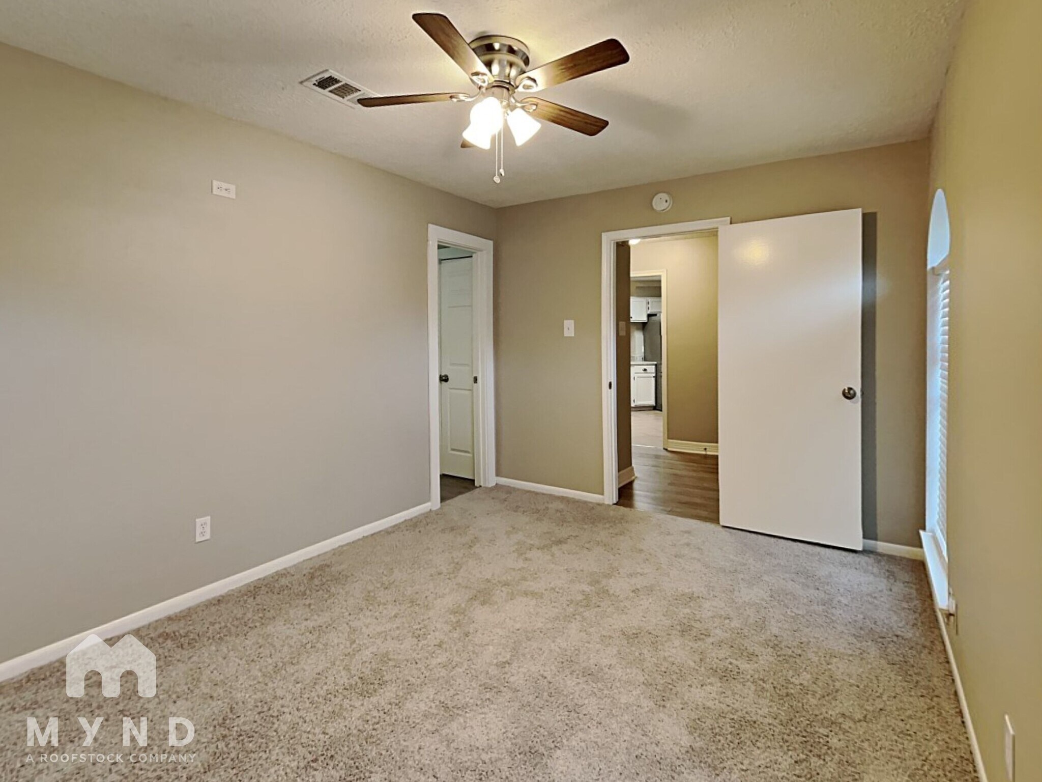 Building Photo - 3006 Avanti Ct