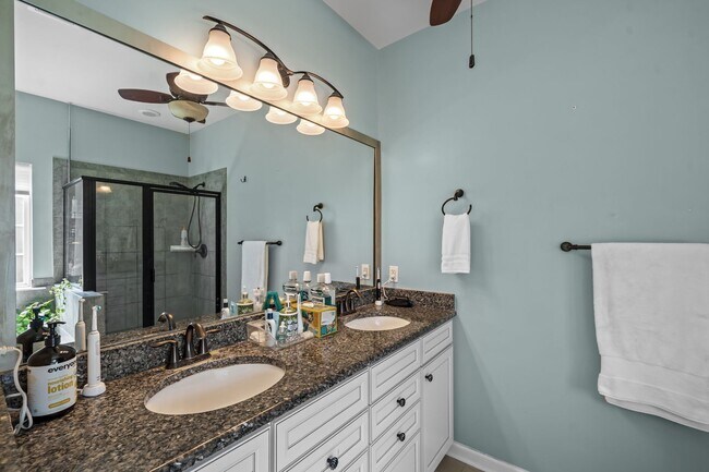 Building Photo - Relax by the Water – 4BR Home with Pond Views in Creekside