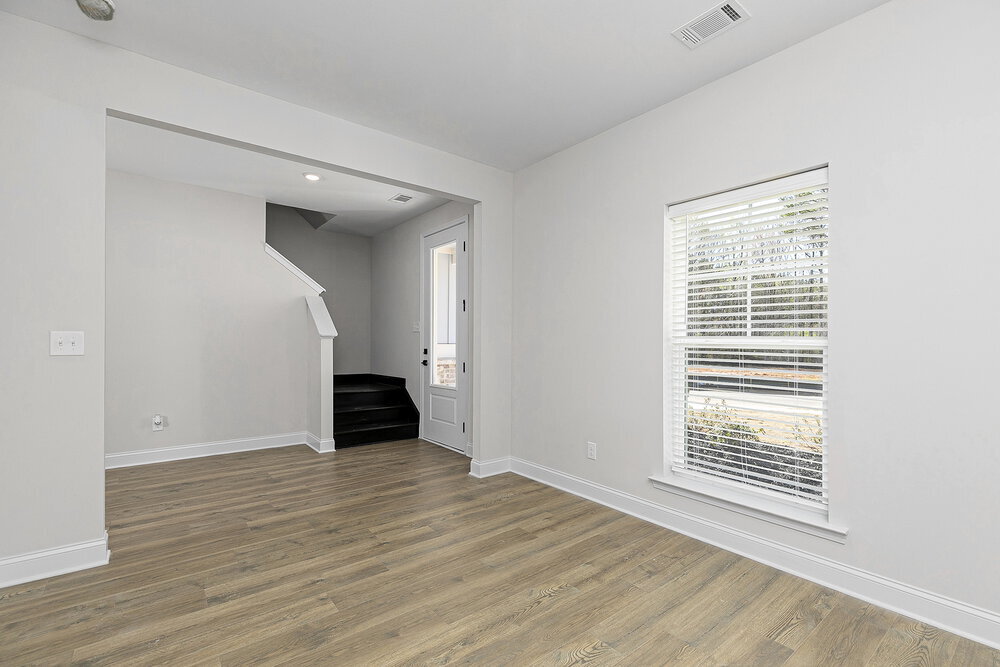 Building Photo - 2 Cantrell Dr