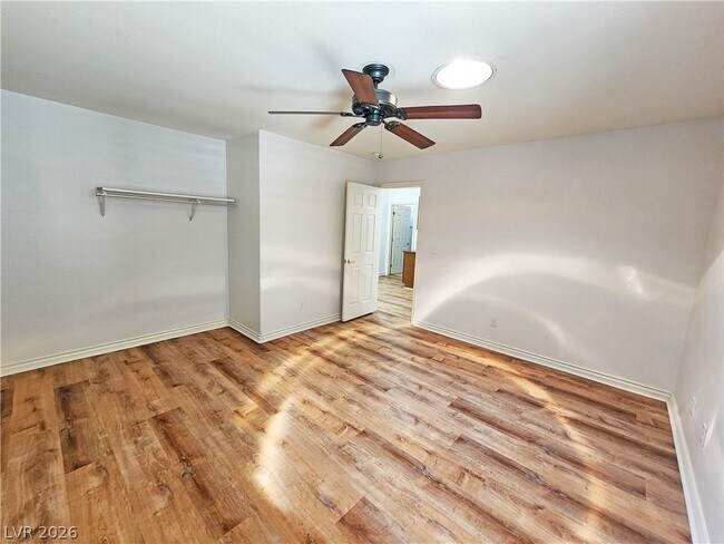 Building Photo - 5945 Badlands Ln