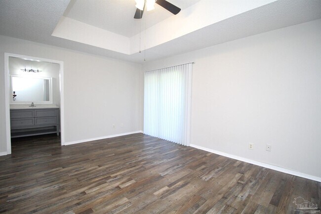 Building Photo - 7225 Dogwood Terrace Dr