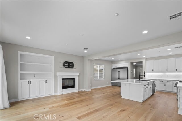 Building Photo - 11021 Van Uffelen Dr