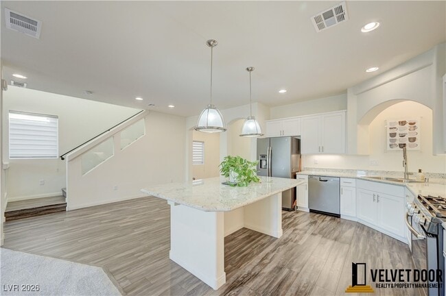 Building Photo - 9829 Grey Sands St