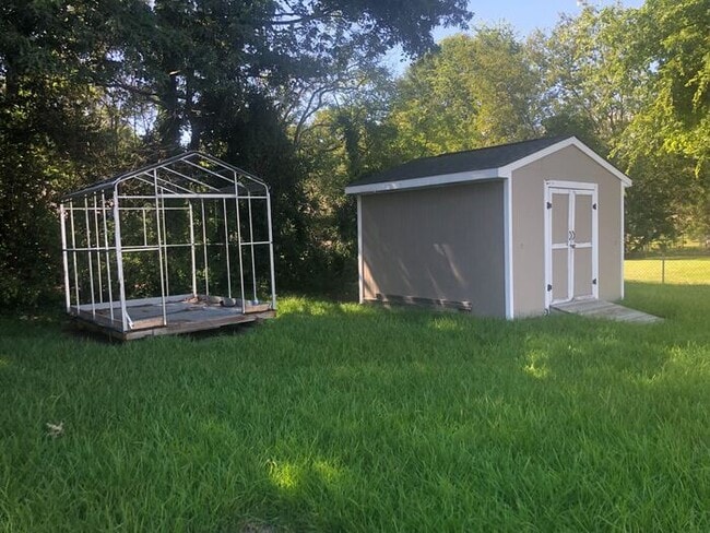 Building Photo - Charming 3-Bedroom Home for Rent