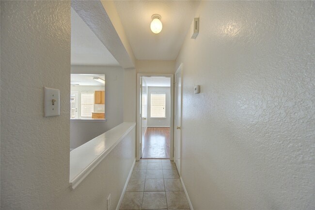 Building Photo - 15507 Western Skies Dr