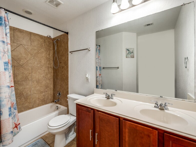 Building Photo - 6035 Enchantment