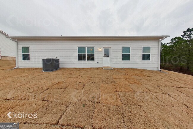 Building Photo - 3559 Bridgewood Dr