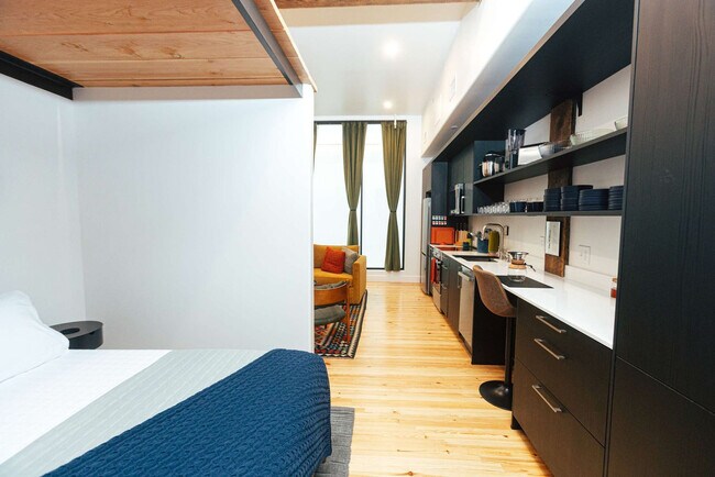 Building Photo - 1911 3rd Ave N