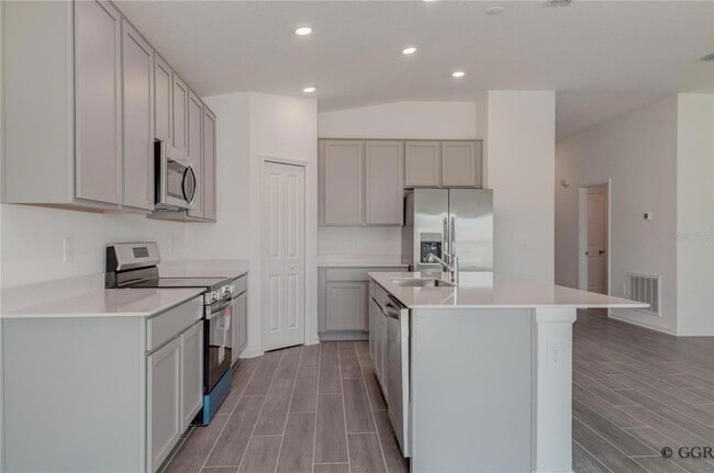 Building Photo - 1490 Brentwood Dr