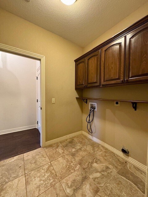 Building Photo - 209 Pebble Beach Dr