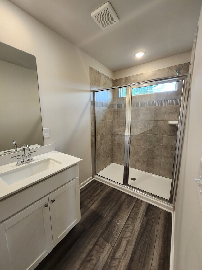 Building Photo - 936 Powder Crk Dr