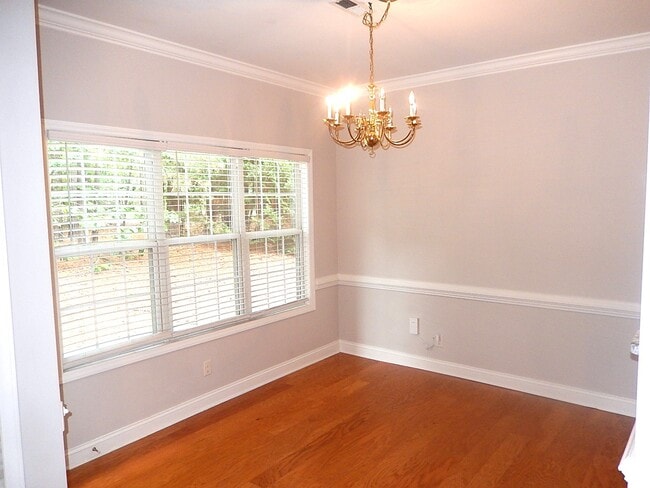 Building Photo - 211 Bridgepath Dr