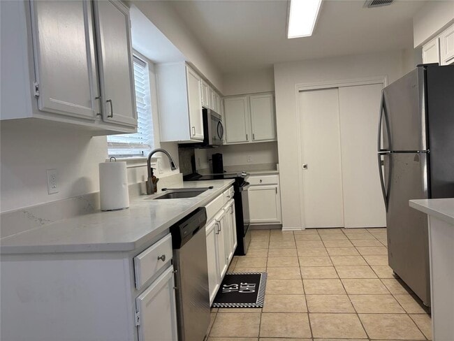 Building Photo - 8402 Priest River Dr