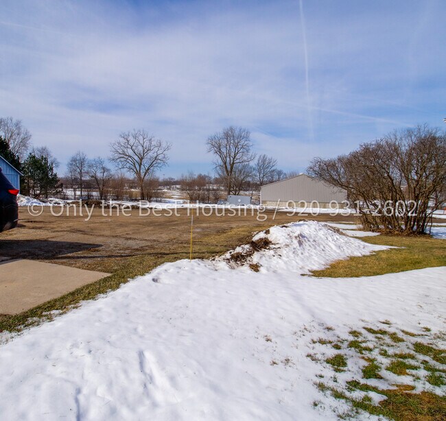 Building Photo - 611 E Burnett St