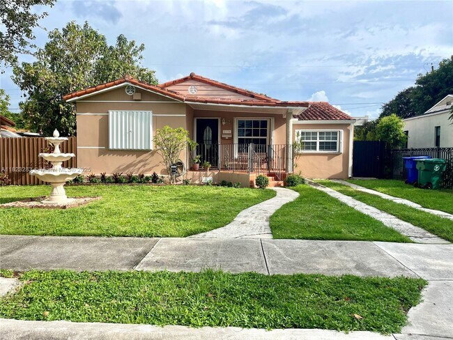 Primary Photo - 2338 SW 21st St