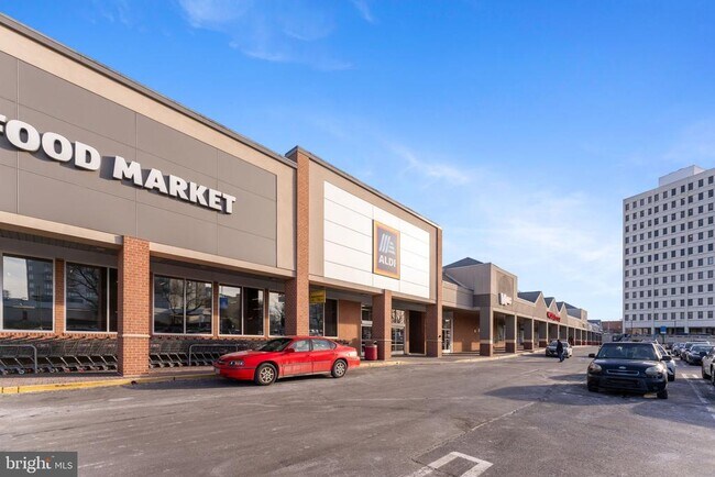 Building Photo - 4551 Strutfield Ln