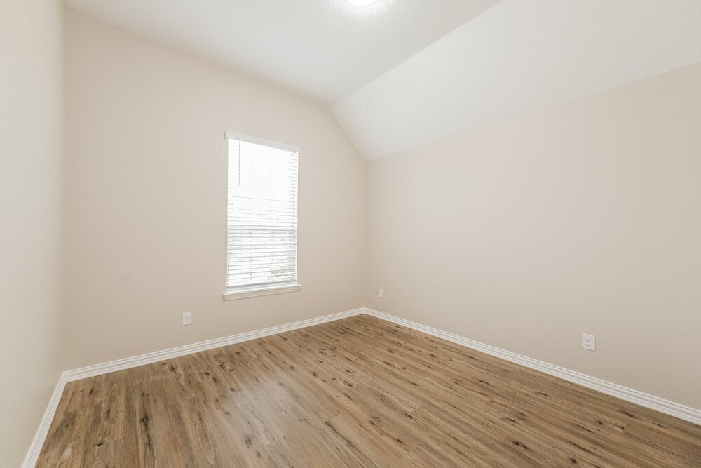 Building Photo - 5908 Bianca Dr