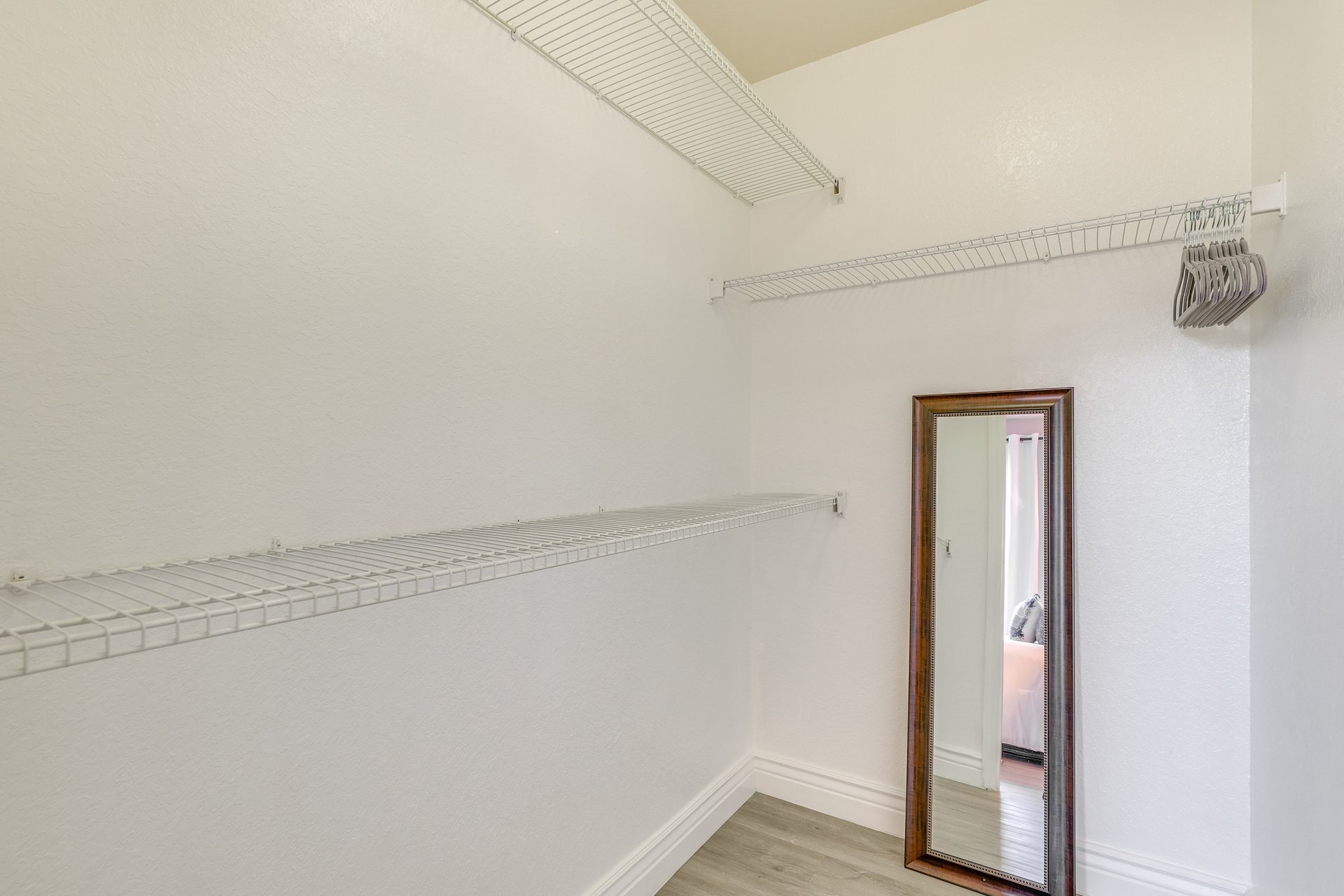 Building Photo - 3725 Castle Pines Ln