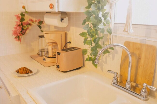 Building Photo - 181 NW 46th St