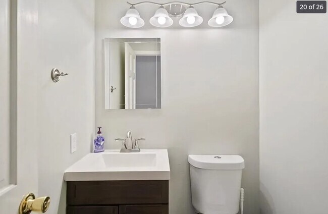 Building Photo - 15914 Pinyon Creek Dr