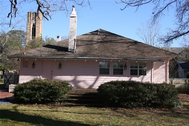 Building Photo - 917 Park Ave