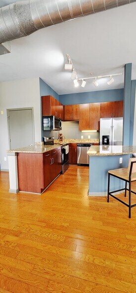 Building Photo - 5300 Peachtree Rd