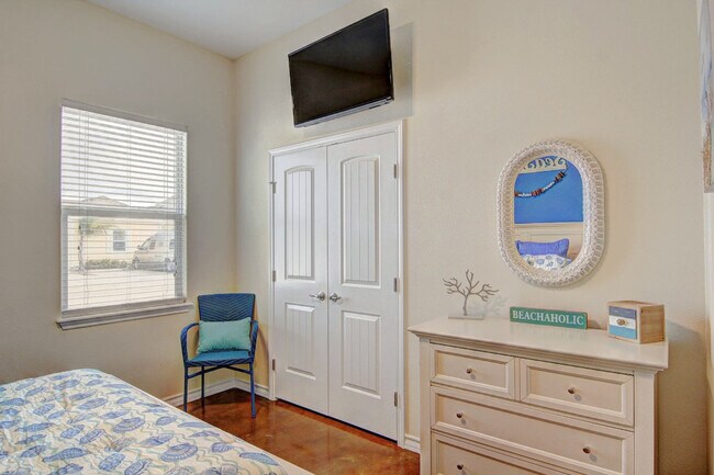 Building Photo - 2211 TX-361