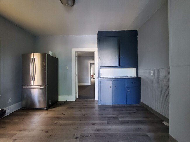 Building Photo - 1334 Dartmouth St