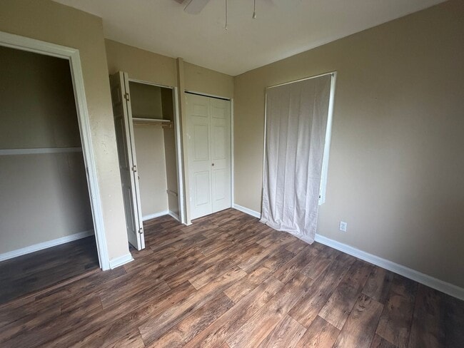 Building Photo - FOR RENT in LAFAYETTE!