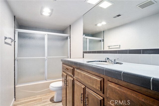 Building Photo - 440 Pacific St