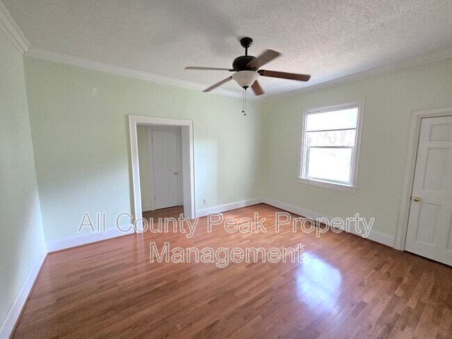 Building Photo - 104 Belvoir Ave