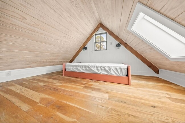 Building Photo - 5100 Lee Ave