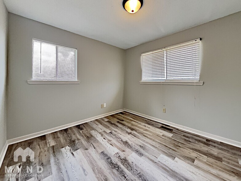 Building Photo - 2269 Belmore Ln